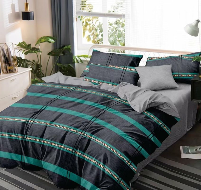 Microfiber che il colore scuro ha stampato la copertura geometrica del piumino ha messo 4 pezzi del poliestere 100%