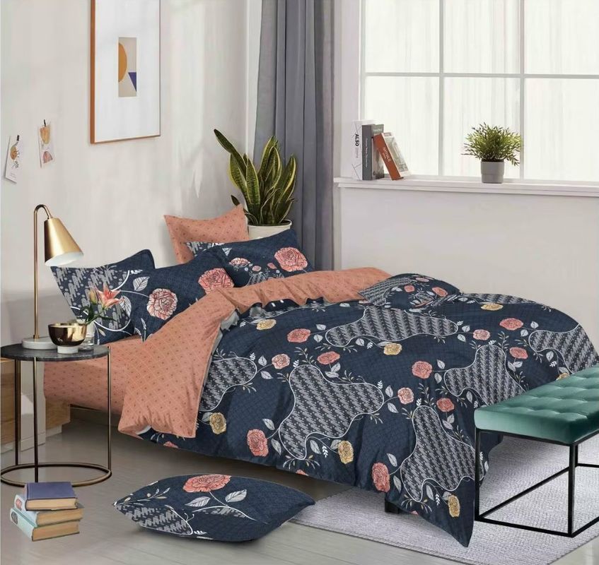 Personalizzi il poliestere geometrico respirabile 100% della copertura del piumino di Microfiber di colore